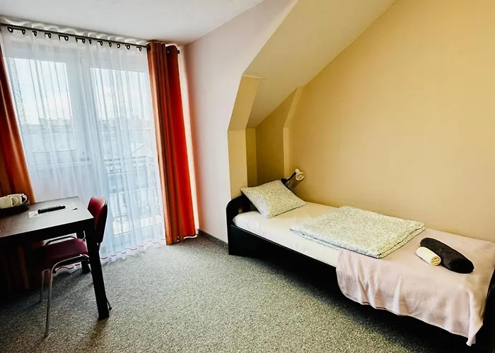 Hotelino Stare בית הארחה *