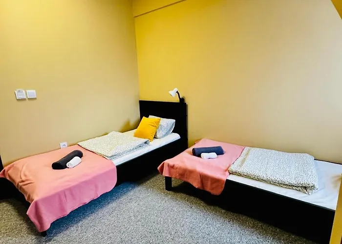 Hotelino Stare בית הארחה צ'סטוצ'ובה